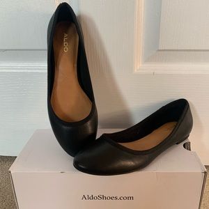 Aldo Leather Flats
